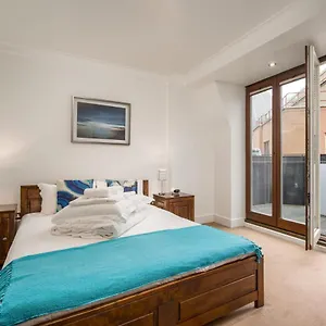 https://apartment-5-48-bishopsgate.brighton-hotels-england.com
