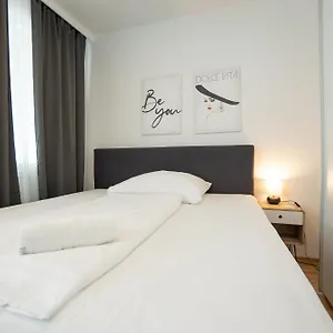  Apartment Charming With Balcony, Close To Stephansdom Cathedral Austria